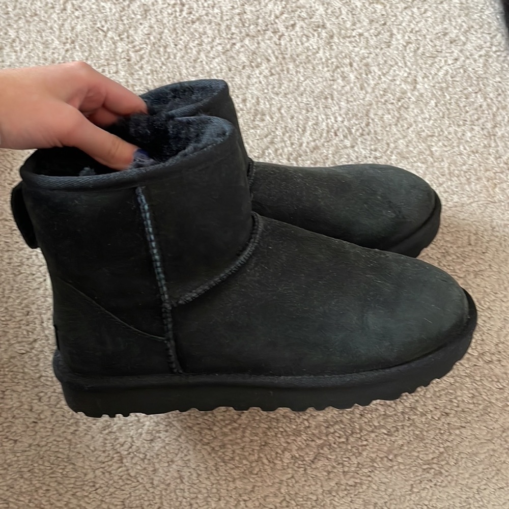 Mini Uggs - image 2
